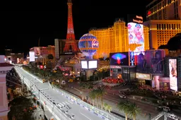 Alonso niet overtuigd door race in Las Vegas: 'Niet prettig om op dit circuit te rijden'