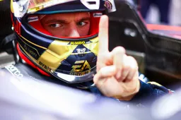 Verstappen stelt orde op zaken met poleposition, Hamilton en Sainz vallen snel af
