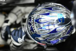 Ricciardo niet blij met resultaten van Las Vegas: 'Ook met nieuwe banden lukte het niet'