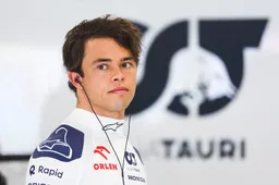 Vowles lijkt te verwijzen naar De Vries: 'Rookies hebben tijd nodig om limieten op te zoeken'