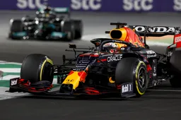 Power Rankings: Verstappen verdedigt zijn wereldtitel 'bijna foutloos' en ontvangt topcijfer
