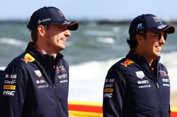 Oud-wereldkampioen hard voor Pérez: 'Verstappen had de race gewonnen'