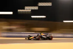 'Verstappen profiteerde als een slimme Odysseus van de slipstream van een McLaren'