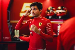 Sainz zit Verstappen op de hielen: 'Ik denk dat ik een 15.9 wel in me had'