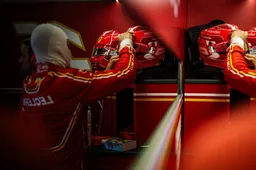 Collins twijfelt aan keuze Ferrari: 'Moet zich afvragen of ze het juiste heeft gedaan'