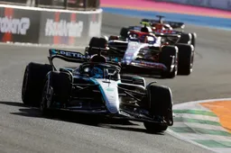 RB20 in zijn element in Saoedi-Arabië: 'Voordeel lijkt nog groter te zijn dan in Bahrein'