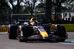 Verstappen luidt de noodklok: 'Heel hectisch, we moeten aan de bak'