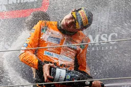 Norris hoopt vaker met Verstappen te strijden: 'Meer van dit? Yes, please!'