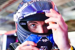 Verstappen met kritiek op FIA-superlicentieregel: 'Weerhoudt talenten ervan om door te stromen'