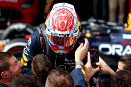 Verstappen slaat toe in Canadees spektakelstuk, brokken voor de toppers