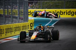 Voormalig Ferrari-strateeg over Verstappen: 'We zagen hem alleen als hij ons inhaalde'