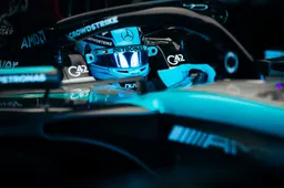 Russell kreeg niet veel van de actie mee: 'Het was een eenzame race voor ons'