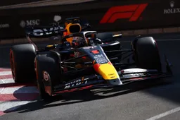 Verstappen kon niets met de RB20: 'Hoe vaak ik bijna in de muur vloog, was ongelooflijk'