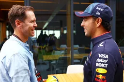 Gedreven Vettel hint op rol bij Red Bull na intensieve gesprekken met Marko