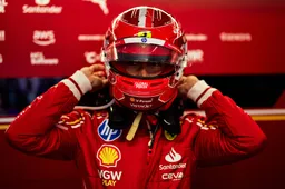 Sainz trekt het boetekleed aan na crash: 'Ik maakte een fout'