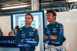 Sargeant reageert fel op geruchten over zijn vervanger: 'Mensen weten hoe ze de media moeten bespelen'