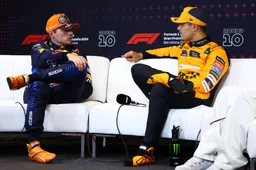 Verstappen met knipoog over duwtje van Norris: 'Krijgt een bril of een spiegel voor zijn verjaardag'