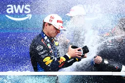Buitenlandse media belonen fabelachtig optreden van Verstappen: 'Beter dan welke upgrade dan ook'