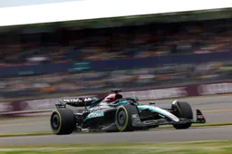 Verstappen P4 met vooruitzichten, Brits trio voorop, P1 voor Russell