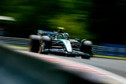 Mercedes met ambitieuze plannen: 'We moeten Russell in de punten zien te krijgen'