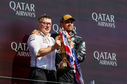 Boordradio's GP Groot-Brittannië | Tranen op Silverstone: 'Dank aan alle fans, ik houd van jullie'