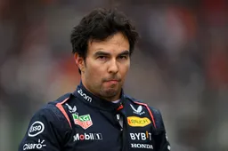 Oud-teambaas op de bres voor Domenicali na Red Bull-geruchten: 'Dat zijn zijn zaken niet'