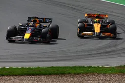 Doornbos leeft mee met Verstappen: 'Dit houd je niet vol'