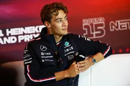 Russell aast op derde zege na diskwalificatie:  ‘Alles is mogelijk'