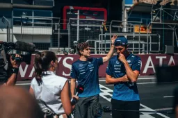 Albon enorm blij met Colapinto als teamgenoot: 'Dan wordt dat heel nuttig'