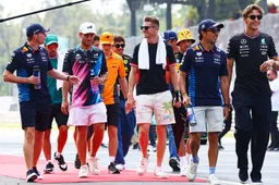 Verstappen vol lof over collega: 'Kan het heel goed met hem vinden, zo is niet iedereen in de F1'