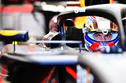Verstappen wil duidelijkheid over McLarens achtervleugel: 'Je kan wel zien wat er gebeurt, toch?'
