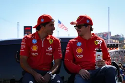 Constructeurskampioenschap is 'optimistisch en ambitieus doel' voor Ferrari, aldus Sainz