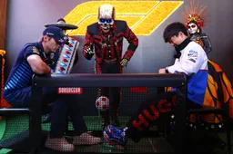 Tsunoda moet Verstappen niet noodzakelijk laten passeren: 'Horner heeft het me beloofd'