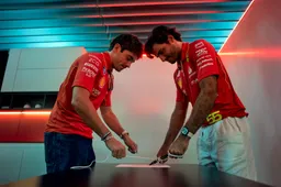 Ferrari-rijders Leclerc en Sainz zeggen in koor wat grote moeilijkheid is: 'We weten dat'