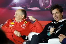 Wolff probeert vraag in de persconferentie te ontwijken: 'Kan ik een joker inzetten? Nee?'