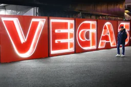 F1TV-analist verwacht grote problemen bij McLaren en lyrisch over Verstappen: 'Een gelijk speelveld'