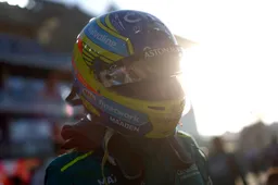 Smedley vertelt over gespleten persoonlijkheid Alonso: 'Anders dan je binnen het team ziet'