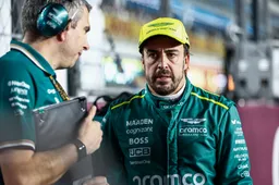 Alonso verdedigt Verstappen: 'Ik zou deze voorkeursbehandeling niet krijgen'