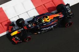 Horner deelt informatie over Hadjar in Verstappens RB20: 'Sneller dan Tsunoda'