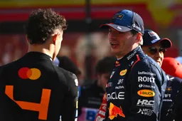 Norris had het moeilijk met verliezen van Verstappen: 'Die droom spatte uiteen'