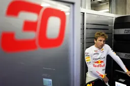 Buxton schrikt van keuze Red Bull: 'Enige mensen die ze proberen te redden zijn Horner en Marko'