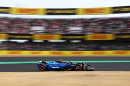 Albers uit felle kritiek op F1 na horen boete voor coureur: 'Ze zijn daar helemaal gek geworden'