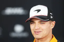 Norris bovenaan in Bahrein, Verstappen maakt verstandige keuze