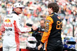 Piastri onder de indruk van Verstappen: 'Hij heeft het geweldig gedaan'