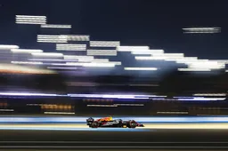 Schmidt ziet het somber in voor Red Bull: 'Kan zich alleen met dat feit troosten'