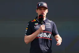 Britse journalist kreeg iets ingefluisterd van Verstappen-insider: 'Hij neemt misschien een tussenjaar'