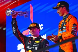 Verstappen nog altijd een bedreiging: 'Alleen als het seizoen eindigt in mei kan hij de titel niet winnen'