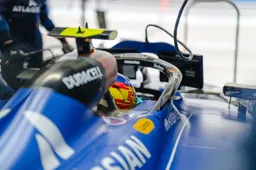 Ondertussen in F1 | Sainz heeft een probleem na de race: 'Help me!'