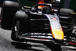 Brundle baalt van pitstopregel, zag Verstappen weer alles uit de kast halen