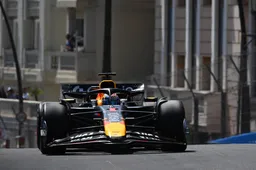 Column | Verstappen slaat de spijker op zijn kop na gefaald pitstopexperiment